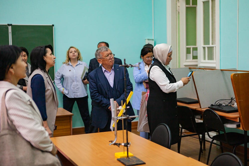 В Елабужском институте КФУ стартовали курсы повышения квалификации для преподавателей Кыргызско-Узбекского Международного университета имени Б.Сыдыкова В Елабужском институте КФУ стартовали курсы повышения квалификации для преподавателей Кыргызско-Узбекского Международного университета имени Б.Сыдыкова