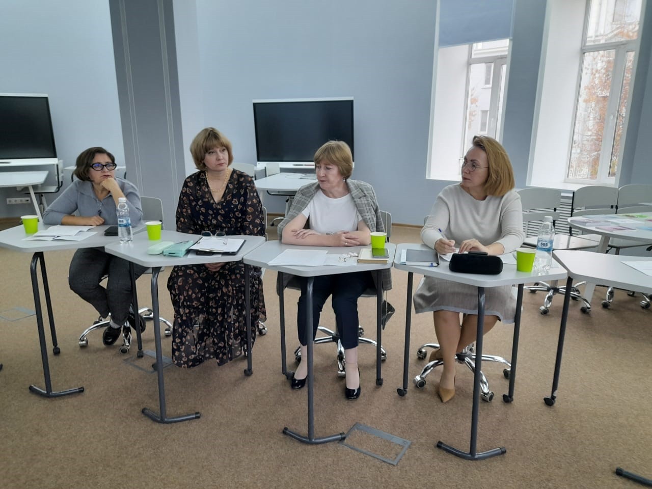 Институте психологии и образования проведен российско-узбекский семинар по проблемам национальной педагогики Институте психологии и образования проведен российско-узбекский семинар по проблемам национальной педагогики