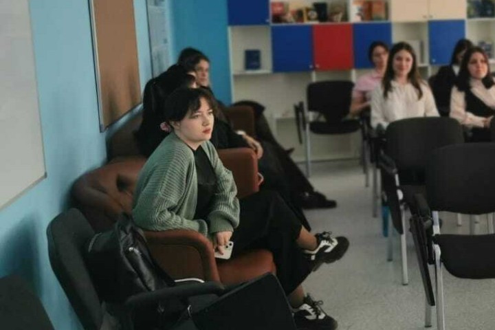 Сегодня на базе ОШ 'Университетская' был организован семинар для молодых специалистов по методике преподавания уроков Сегодня на базе ОШ 'Университетская' был организован семинар для молодых специалистов по методике преподавания уроков