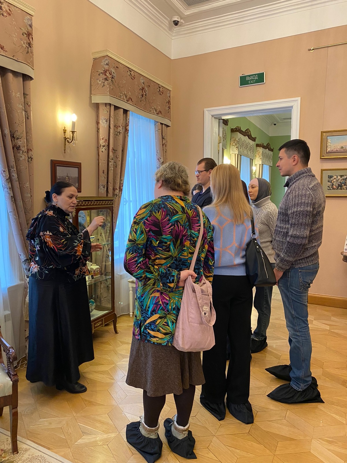 В ЦРК UNIVERSUM+ продолжается самая длительная и насыщенная программа повышения квалификации 'Методика подготовки и проведения автобусной экскурсии' В ЦРК UNIVERSUM+ продолжается самая длительная и насыщенная программа повышения квалификации 'Методика подготовки и проведения автобусной экскурсии'