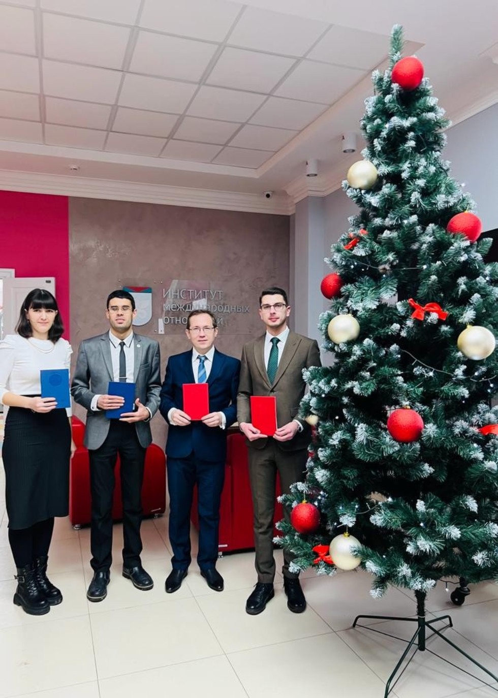 Состоялся первый выпуск магистров профиля Состоялся первый выпуск магистров профиля