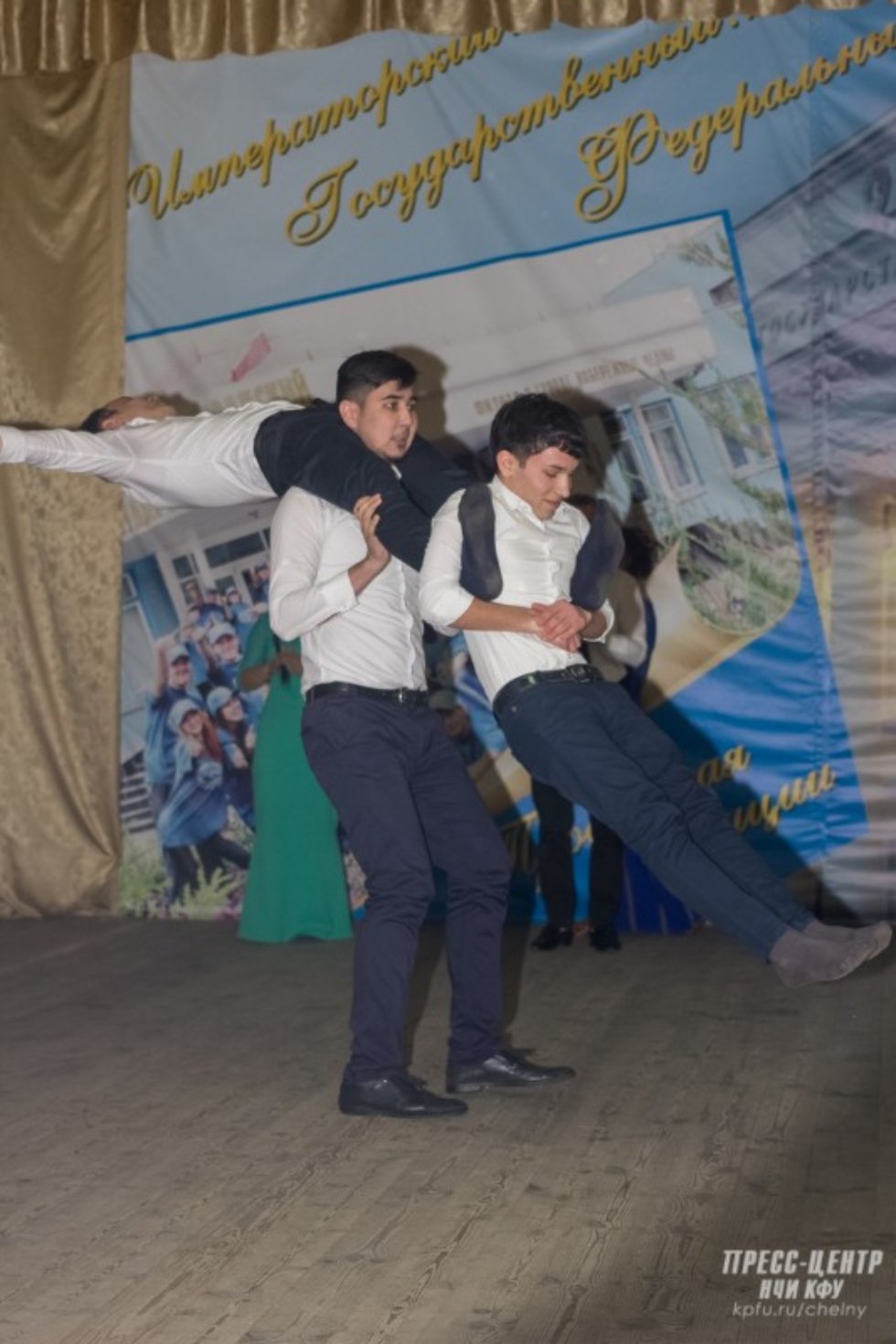 ���� �������� � �������