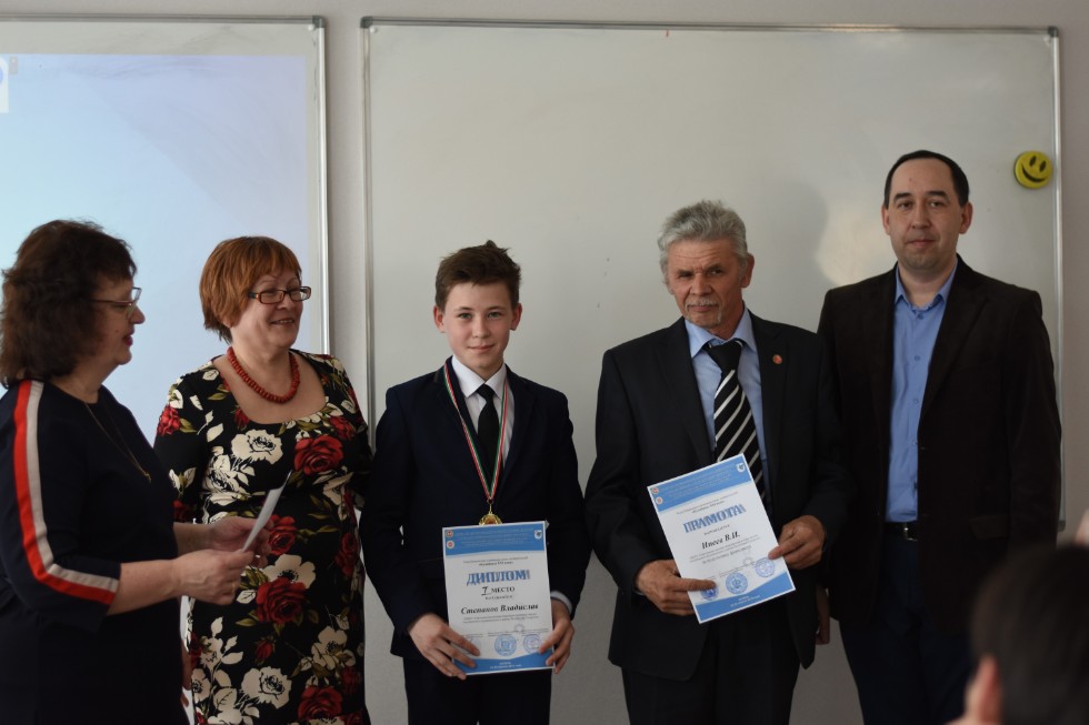 ����� ��������� ���� ������������� 