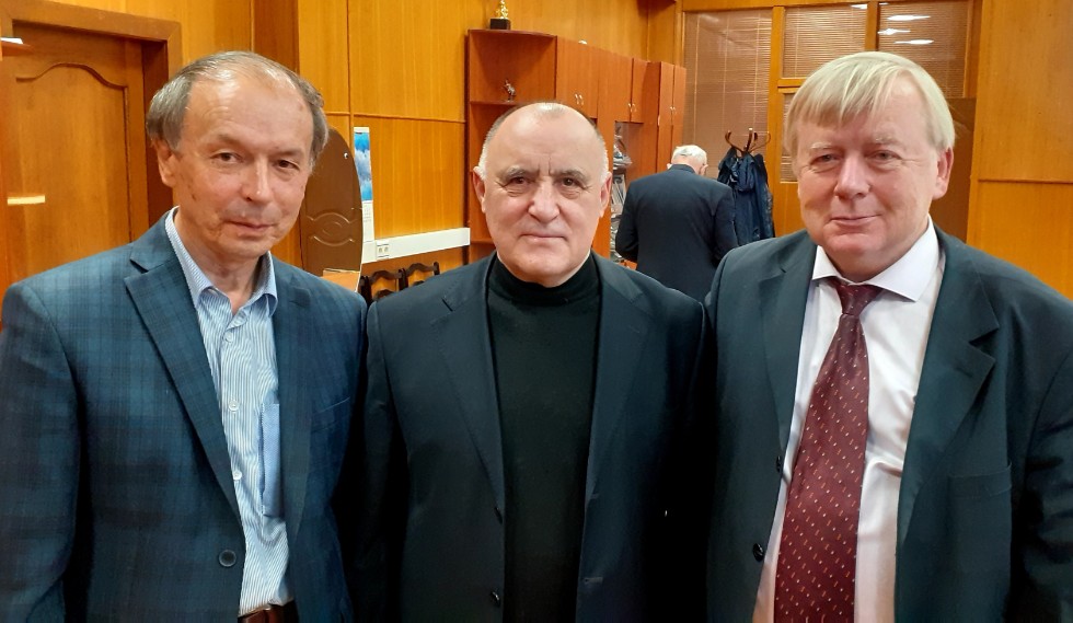 Члену-корреспонденту Российской академии образования профессору Ибрагимову Гасан-Гусейну Ибрагимовичу ? 70 лет Члену-корреспонденту Российской академии образования профессору Ибрагимову Гасан-Гусейну Ибрагимовичу ? 70 лет