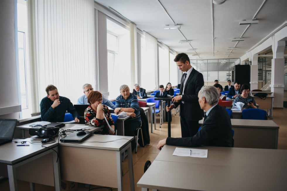 ����� ��������� ���� ������������� 