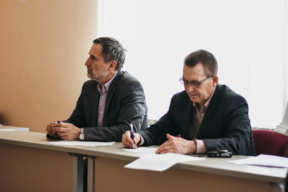 ����� ��������� ���� ������������� 