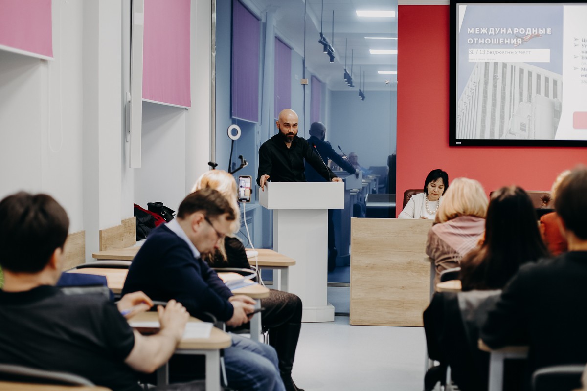 ���� �������� ������ ��� ����������� � ������������ ������ � ���