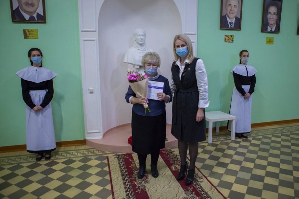 Чествование лучших сотрудников и студентов прошло в Елабужском институте КФУ Чествование лучших сотрудников и студентов прошло в Елабужском институте КФУ