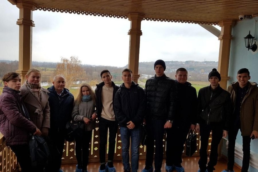 �����, ����������� ������ �������� � �������������