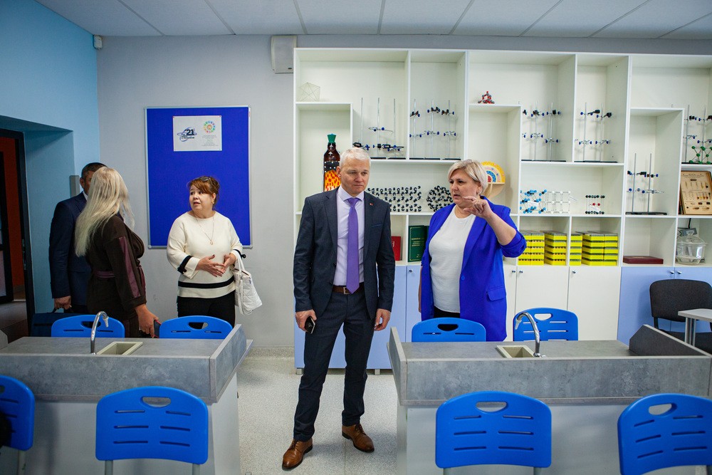 IX ������������ ������: ��������� (����)