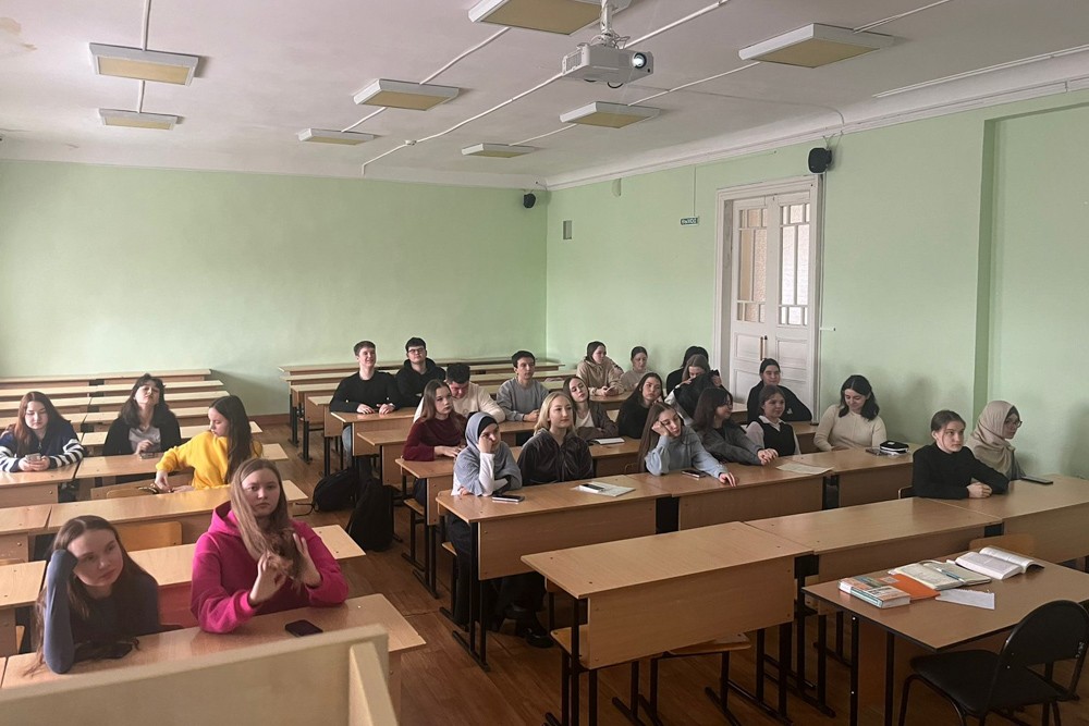 Безопасность в цифровом мире: кураторские часы о борьбе с интернет-мошенничеством Безопасность в цифровом мире: кураторские часы о борьбе с интернет-мошенничеством