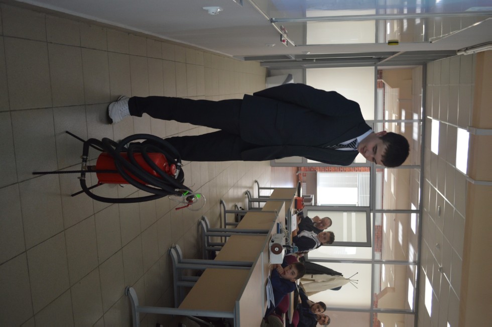 ����� ��������� ���� ������������� 