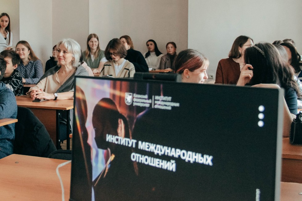 Будущее за нами: состоялась встреча с будущими студентами в рамках кинопоказа Будущее за нами: состоялась встреча с будущими студентами в рамках кинопоказа