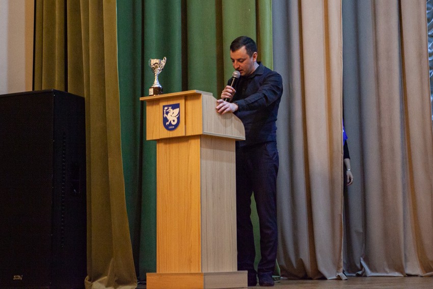 Стали известны победители КВН на кубок директора Елабужского института Стали известны победители КВН на кубок директора Елабужского института