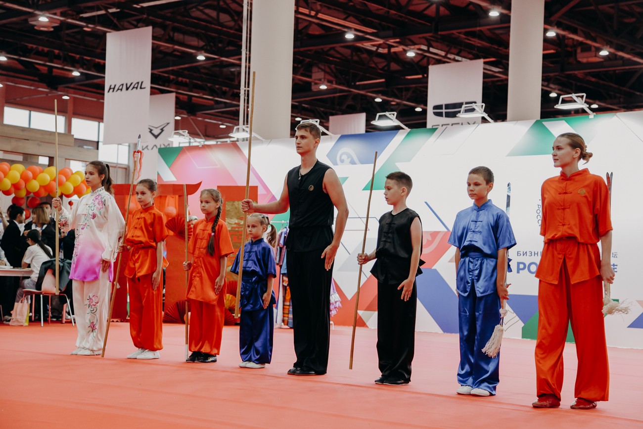 ��� ��������� ������� � ������ '������: ������ � ����� ? �������������� ��������������'.