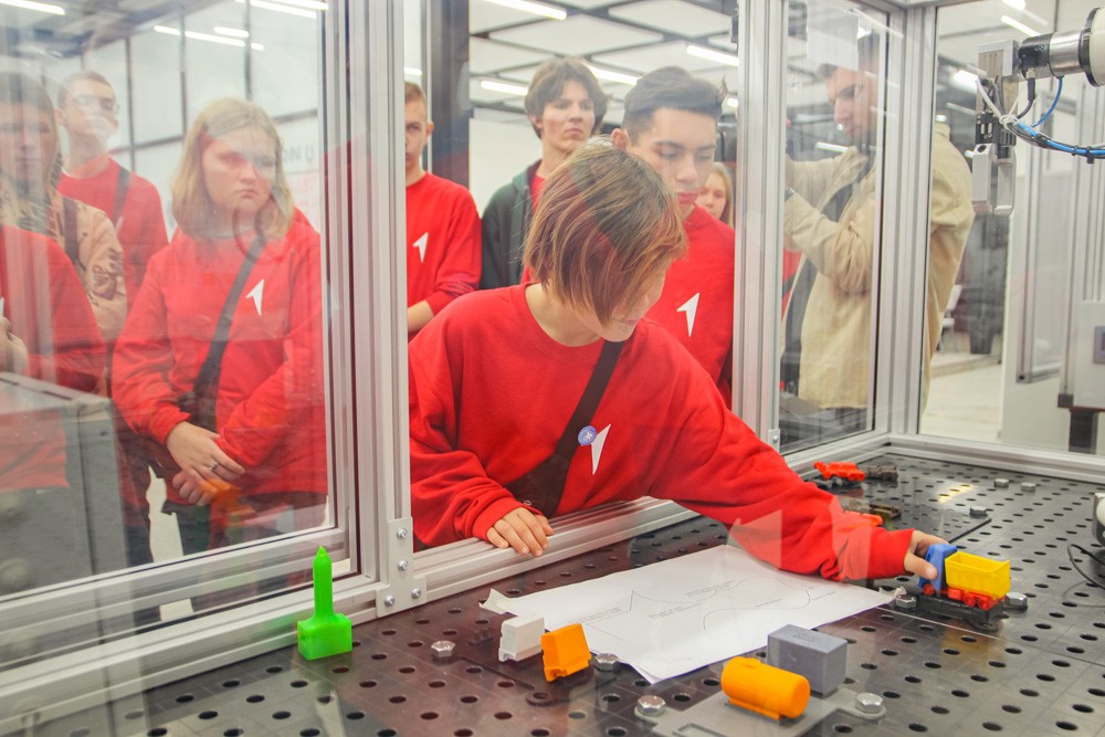 ��������� '��������������� ����' �������� '������� �������'