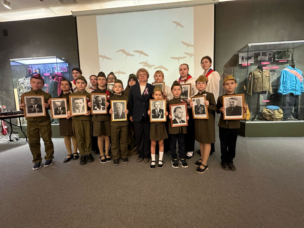 ������� ����� ��� '������' �������� � ��������� ��������� � ������� ������ � �����-��������� ������� ������������� ����� � ��������� ������ ,������� �����, ���������, ���� ������, ������������� ���������� ������������, ������� ������, ������� ������������� �����, �����-��������, ��������-����������