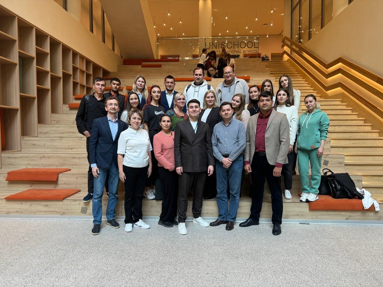 ��������-����������� ��������� ���������� � �����������  �������� ������� ����� �������