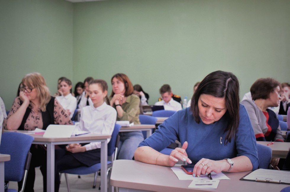 Второй финальный тур Открытого городского конкурса юного переводчика им. Шарафа Мударриса среди учащихся старших классов средних школ Второй финальный тур Открытого городского конкурса юного переводчика им. Шарафа Мударриса среди учащихся старших классов средних школ