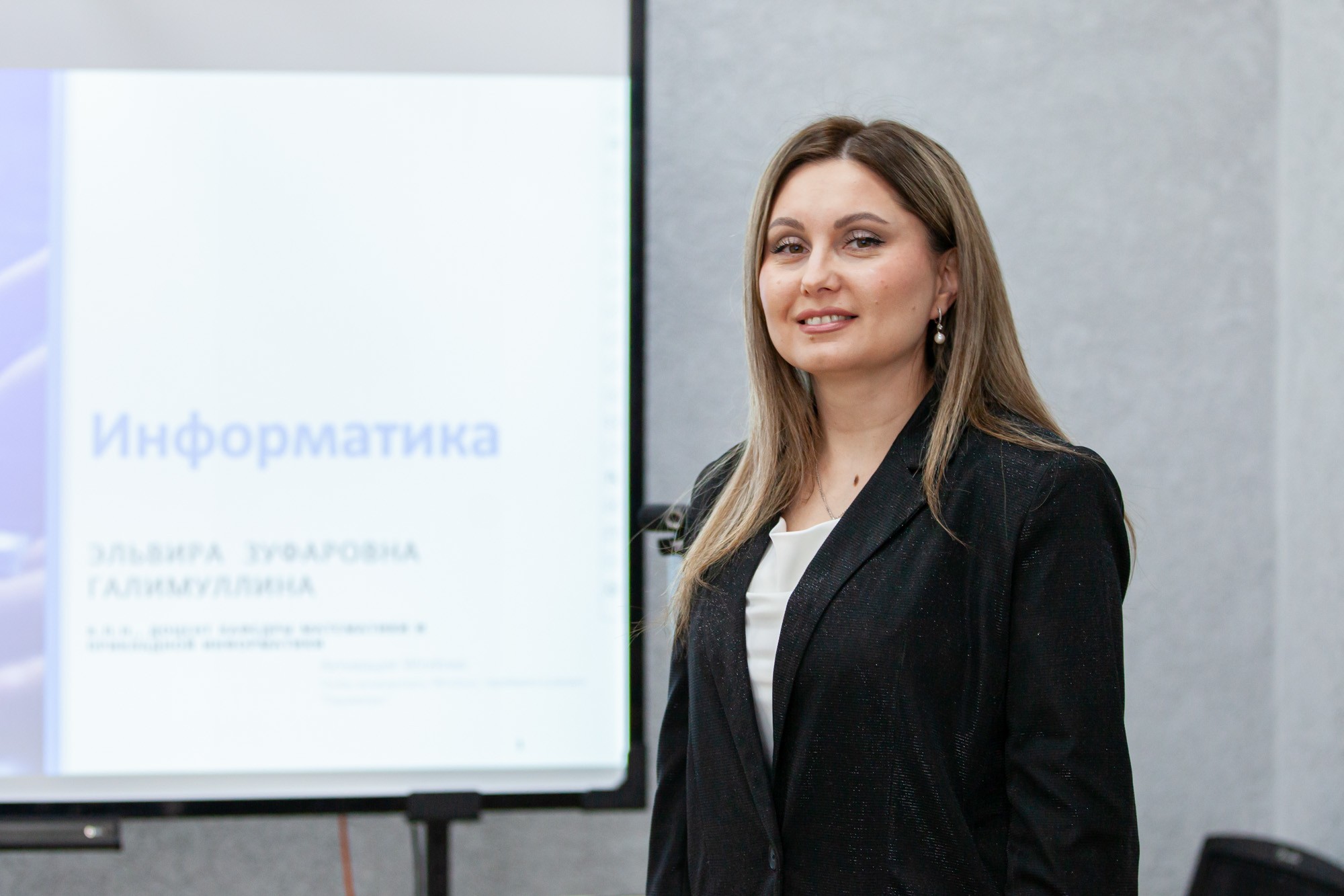 Абитуриенту: твой путь в ИТ начинается здесь Абитуриенту: твой путь в ИТ начинается здесь