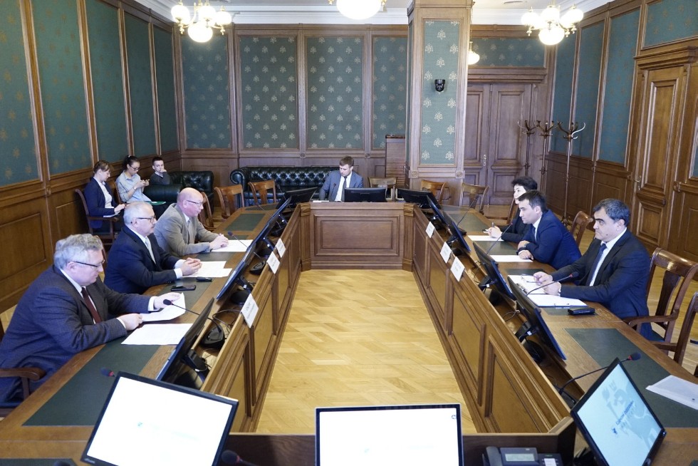 Tashkent Medical Academy delegation impressed by KFU Medical Simulation Center and plans to open one