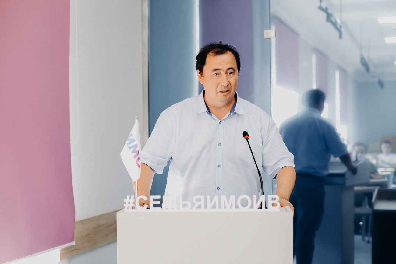 Состоялась встреча абитуриентов сто балльников с руководством Института международных отношений Состоялась встреча абитуриентов сто балльников с руководством Института международных отношений