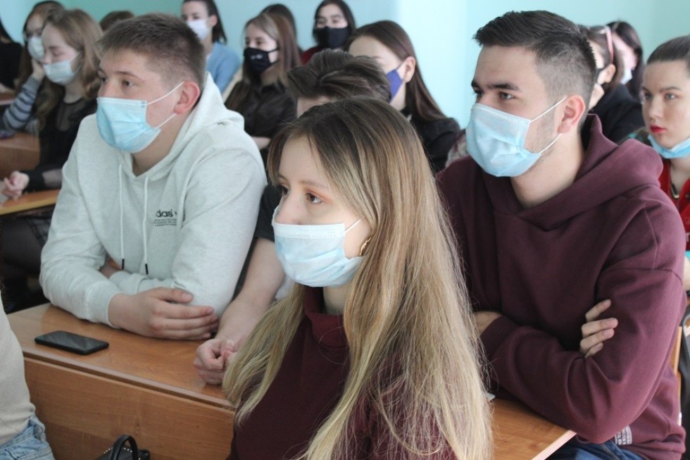 ���������� �������� ������ � ���������� ��������� � ���� ������� ������������� �����