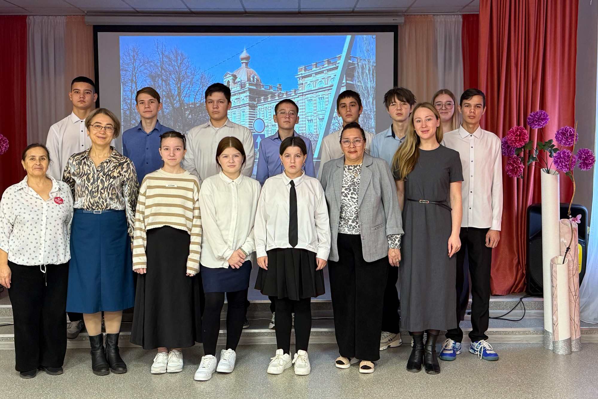 Состоялись профориентационные встречи в Азнакаевском районе. Состоялись профориентационные встречи в Азнакаевском районе.