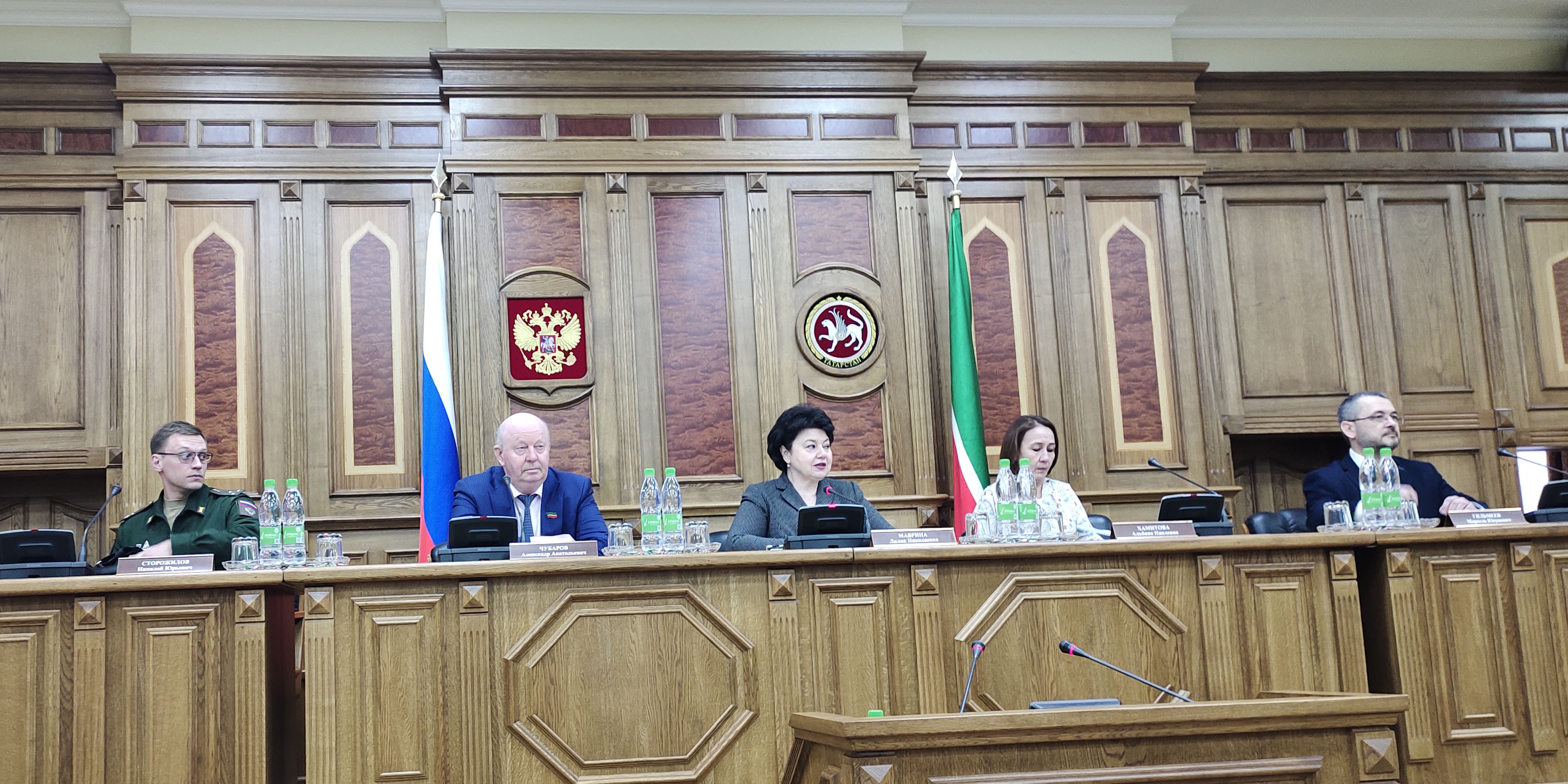 Представители Лиги женщин и Совета ветеранов КФУ приняли участие в семинаре Госсовета Представители Лиги женщин и Совета ветеранов КФУ приняли участие в семинаре Госсовета