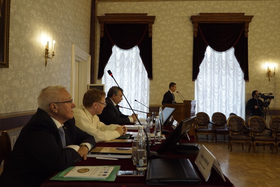 4th International Magyar Symposium 4th International Magyar Symposium