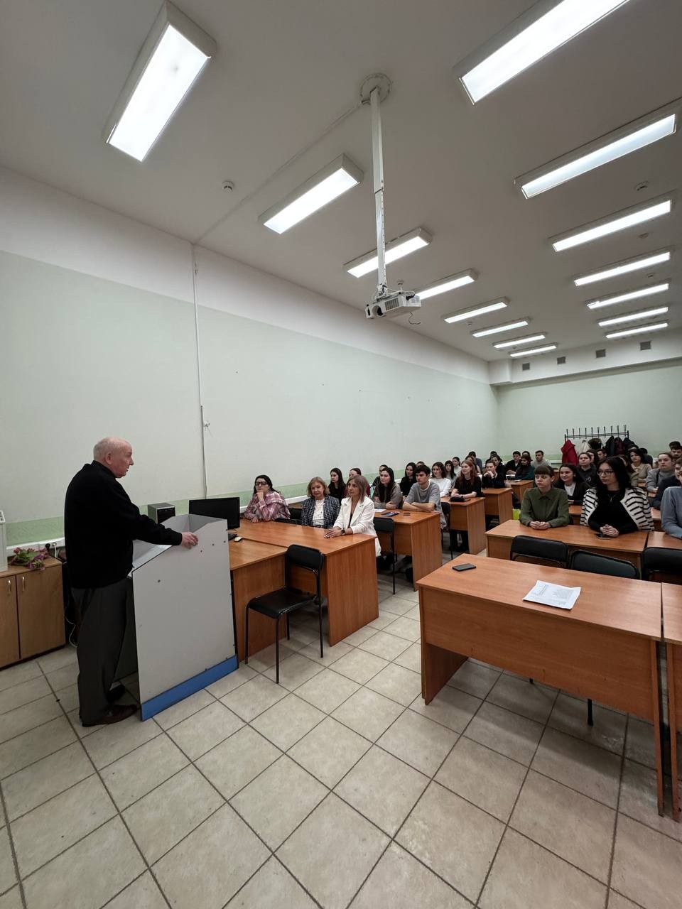 10 ����� 2025 ���� ���������� ������������ ����������� �� �������������� �������� ��������� 4 ����� ��������������� ����������� ������ ���