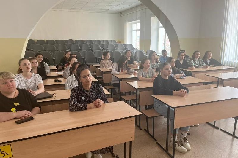 Выпускник-студенту: лучшие образовательные практики Выпускник-студенту: лучшие образовательные практики