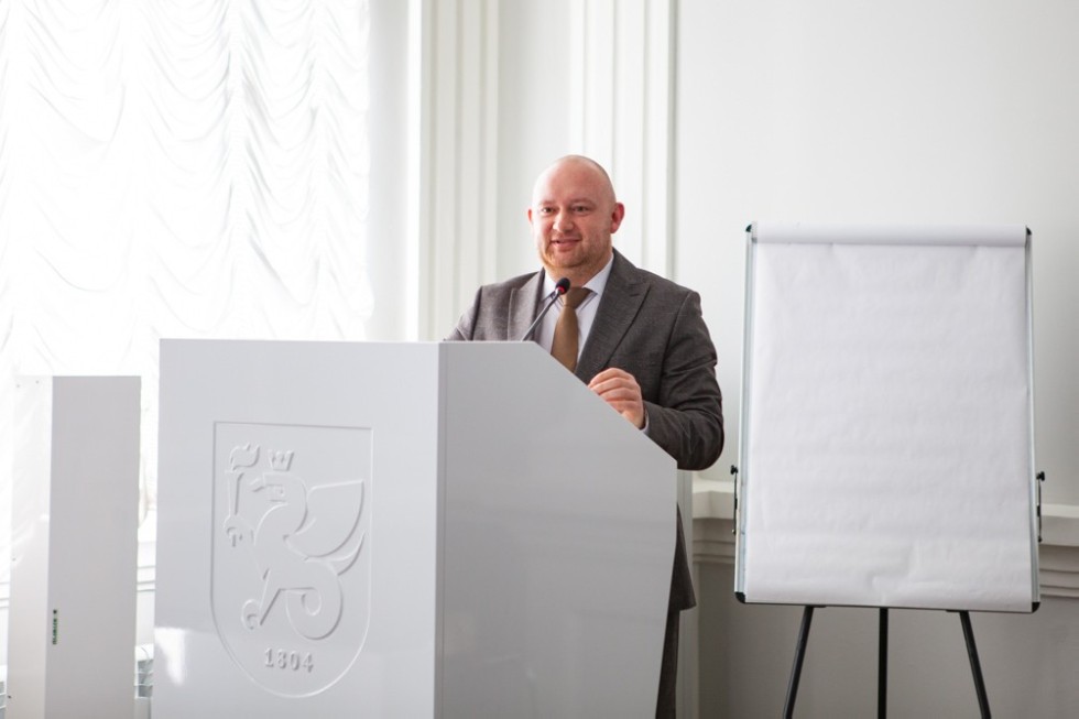 � ���������� ��������� ������ ������� � �������������� ���������� ���������������� ����� ����������� ���������� ������� � �������� � ����������� ��������������� ���������� '�������'