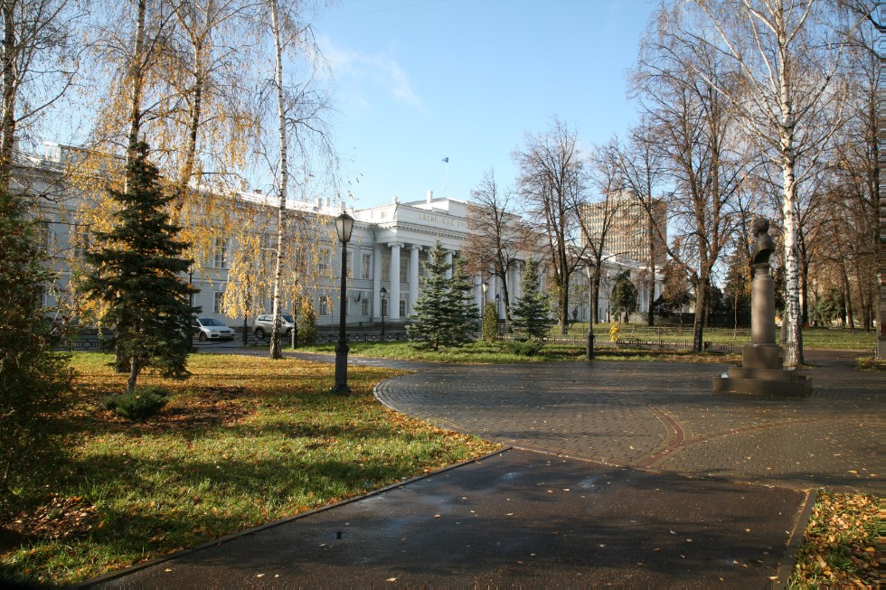 � ���� ��������, ALMA MATER!!!