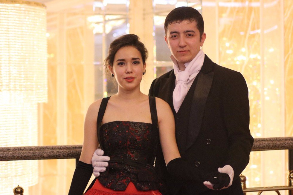 Sumptuous Spring Ball Revives Nineteenth Century Atmosphere ,spring ball, ICMIT