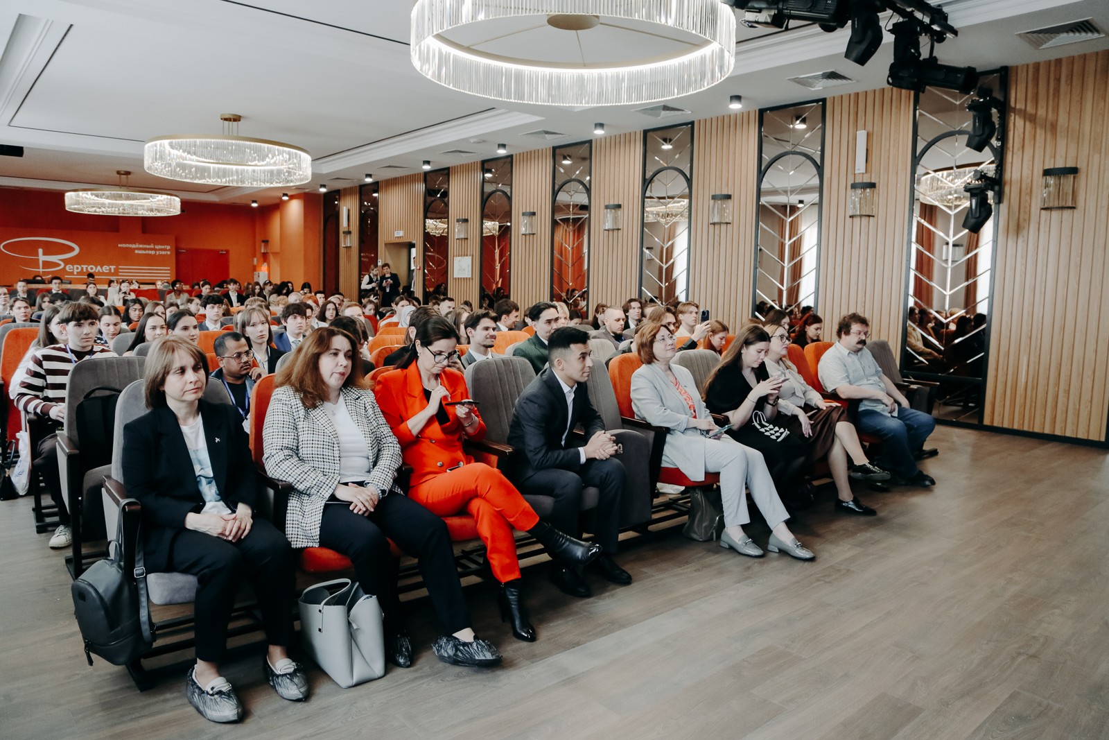 КФУ открыл Казанскую модель ООН КФУ открыл Казанскую модель ООН