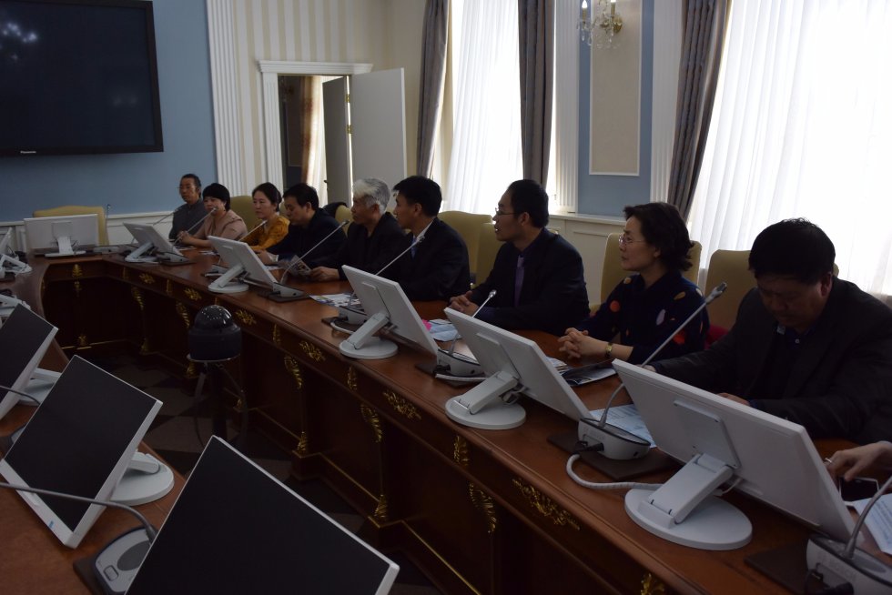 Визит представителей школ, институтов и ассоциации Китая в Казанский университет Визит представителей школ, институтов и ассоциации Китая в Казанский университет