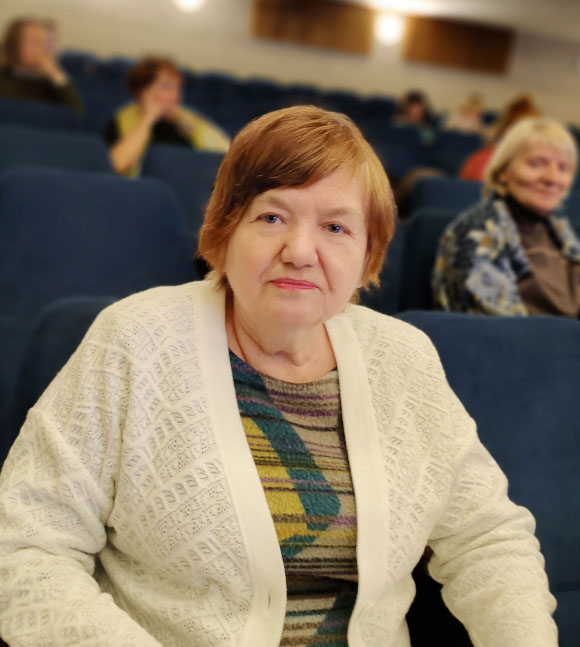 Студенты серебряного возраста продолжают знакомство с историей Казани Студенты серебряного возраста продолжают знакомство с историей Казани