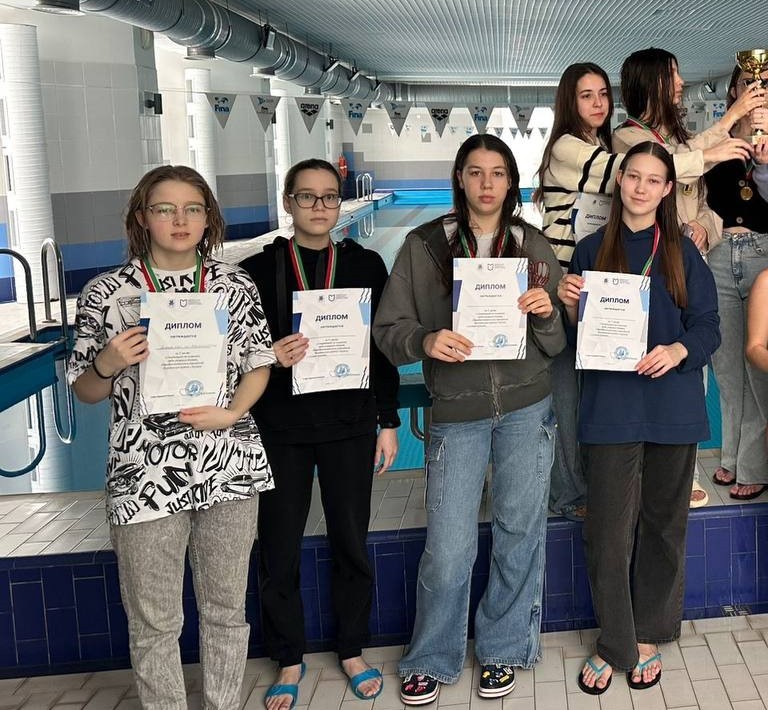 Команда Лицея имени Н.И. Лобачевского приняла участие в Спартакиаде по плаванию Команда Лицея имени Н.И. Лобачевского приняла участие в Спартакиаде по плаванию