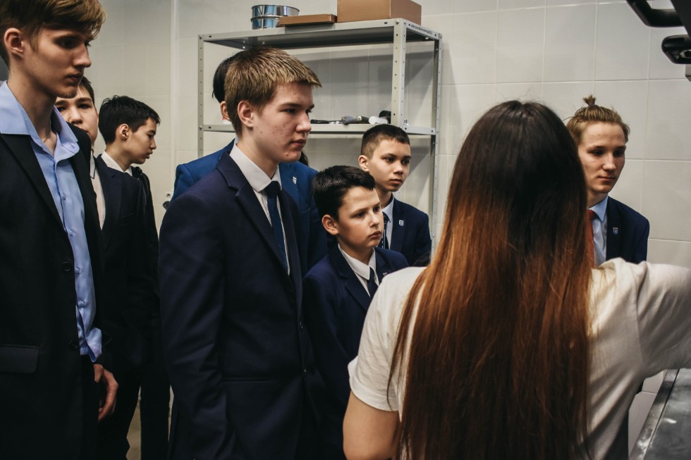 ����� ��������� ���� ������������� 