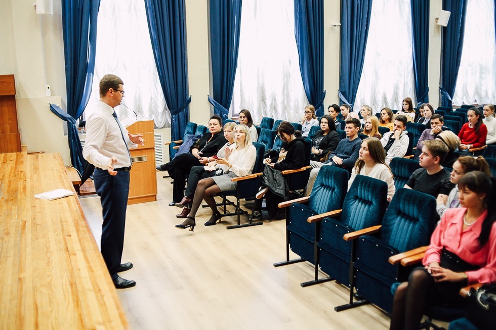 �������� ������ ����� ����������� ������ � �������� ����������� � ������������ ���(������������)