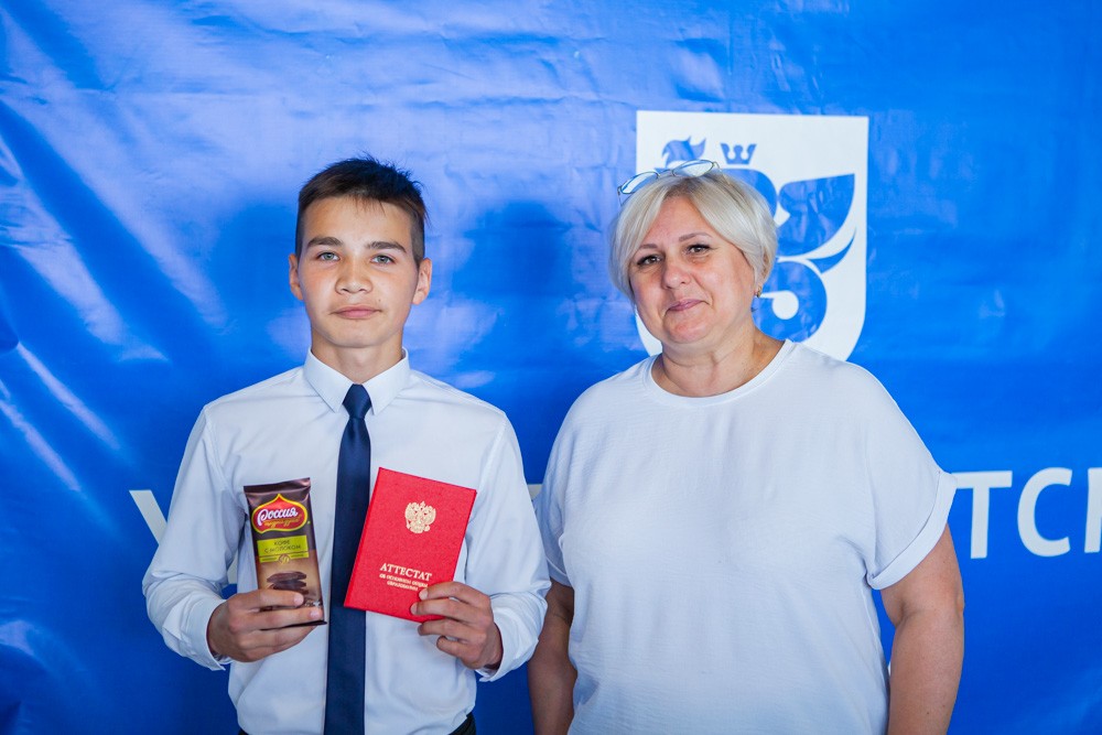 �  ,���������� �������� ���