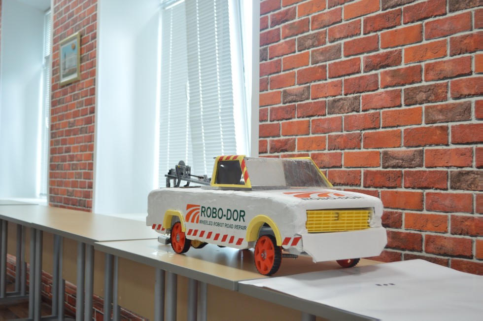 ����� ��������� ���� ������������� 