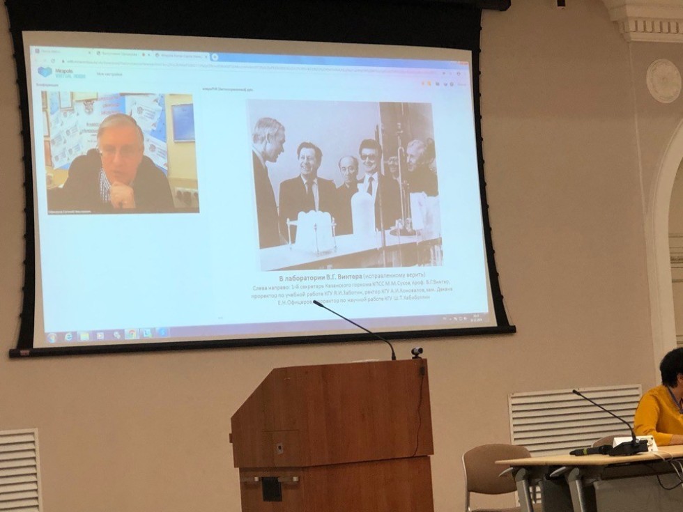 ���� � �����