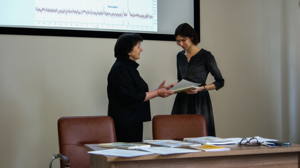 ���� � �����