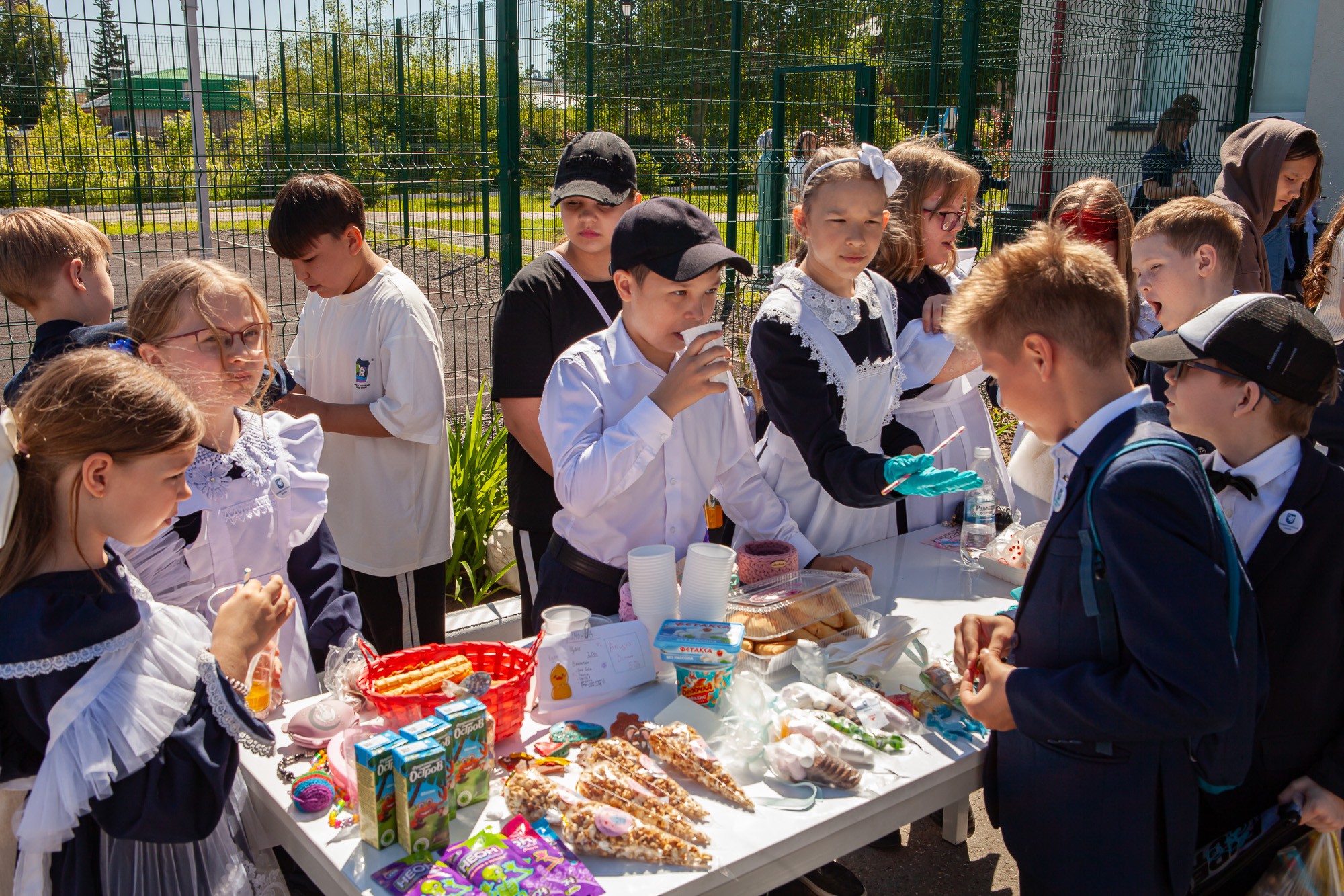 Благотворительная ярмарка 'Добрый университет' прошла в Университетской Благотворительная ярмарка 'Добрый университет' прошла в Университетской