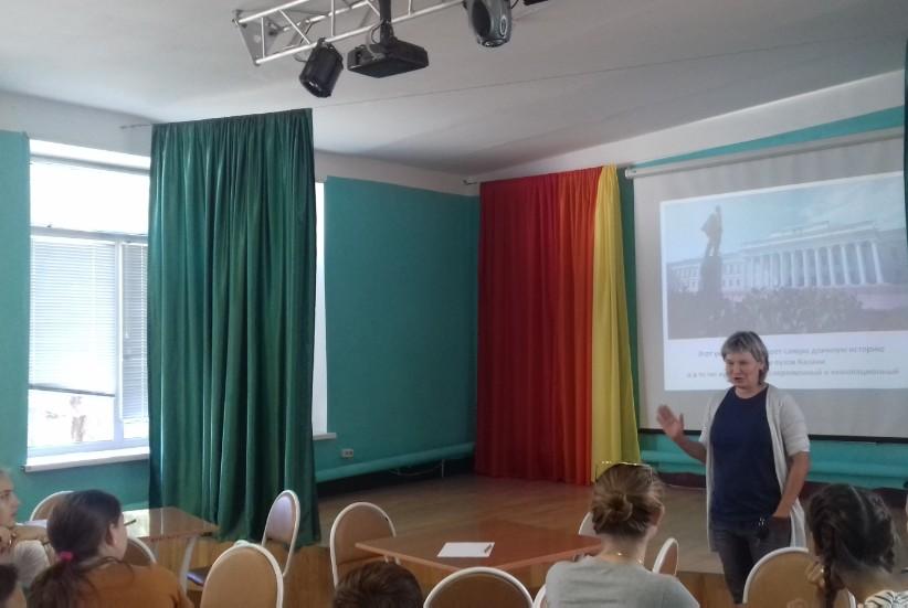 Школьники-активисты республики узнали об ИМО Школьники-активисты республики узнали об ИМО