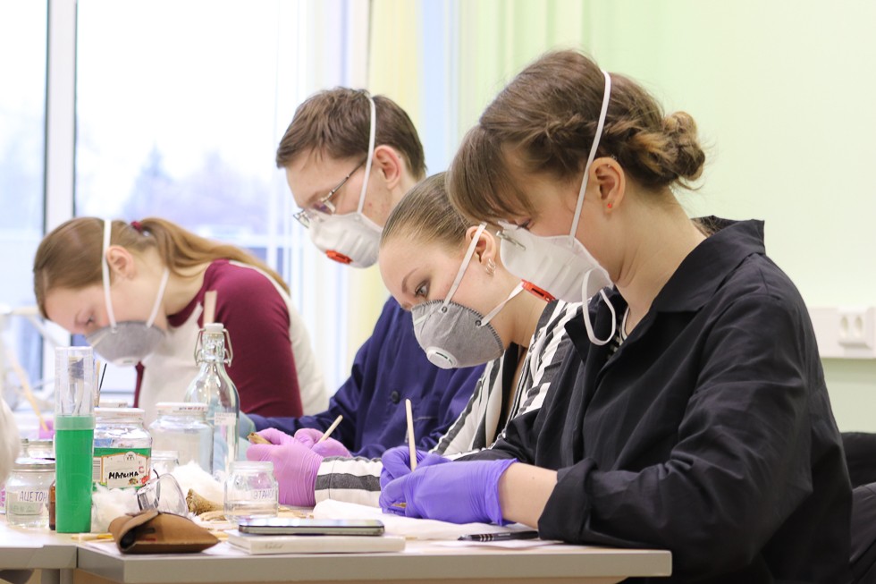 Профессия 'Реставратор': быть востребованным специалистом Профессия 'Реставратор': быть востребованным специалистом