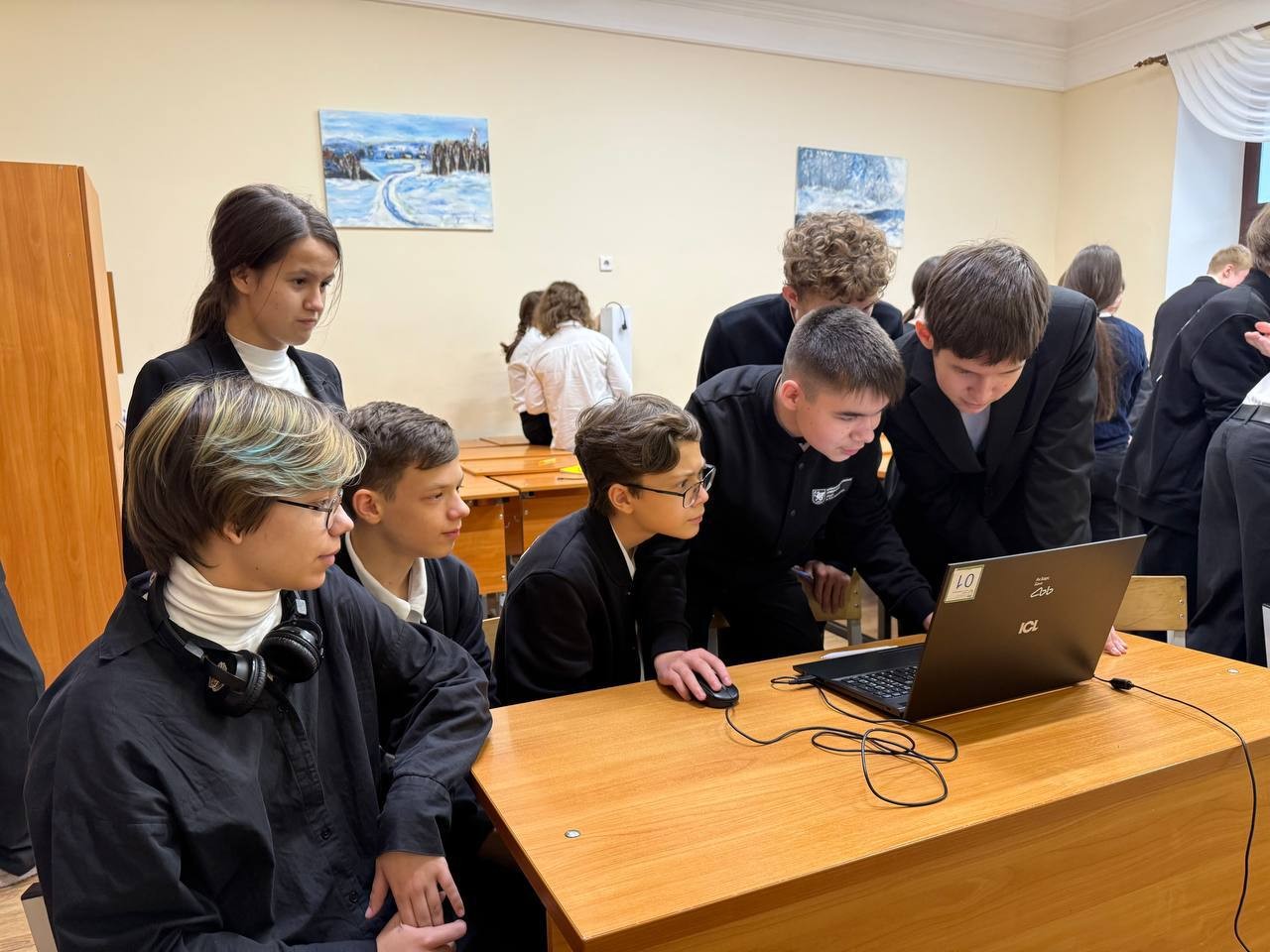 В Лицее имени Н.И.Лобачевского прошла увлекательная квест-игра 'Математический марафон' В Лицее имени Н.И.Лобачевского прошла увлекательная квест-игра 'Математический марафон'