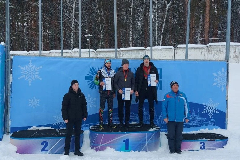 Студент Елабужского института КФУ стал победителем спартакиады КФУ по лыжным гонкам Студент Елабужского института КФУ стал победителем спартакиады КФУ по лыжным гонкам